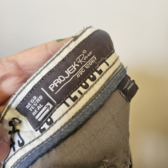 NWOT Projec Raw grey white plaid cotton cargo shorts men size 40 US - Picture 4 of 7